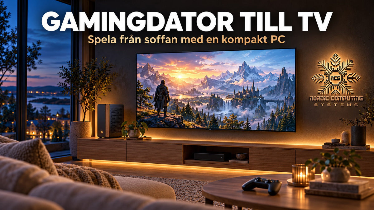Kompakt gamingdator vid en stor TV i ett vardagsrum, med handkontroll och belyst NCS-logga.